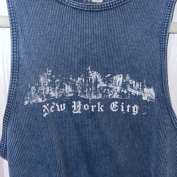 Garage vintage vibe tank top - Picture 3 of 3